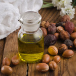 10 Moroccan Argan Oil Beauty Uses thumbnail